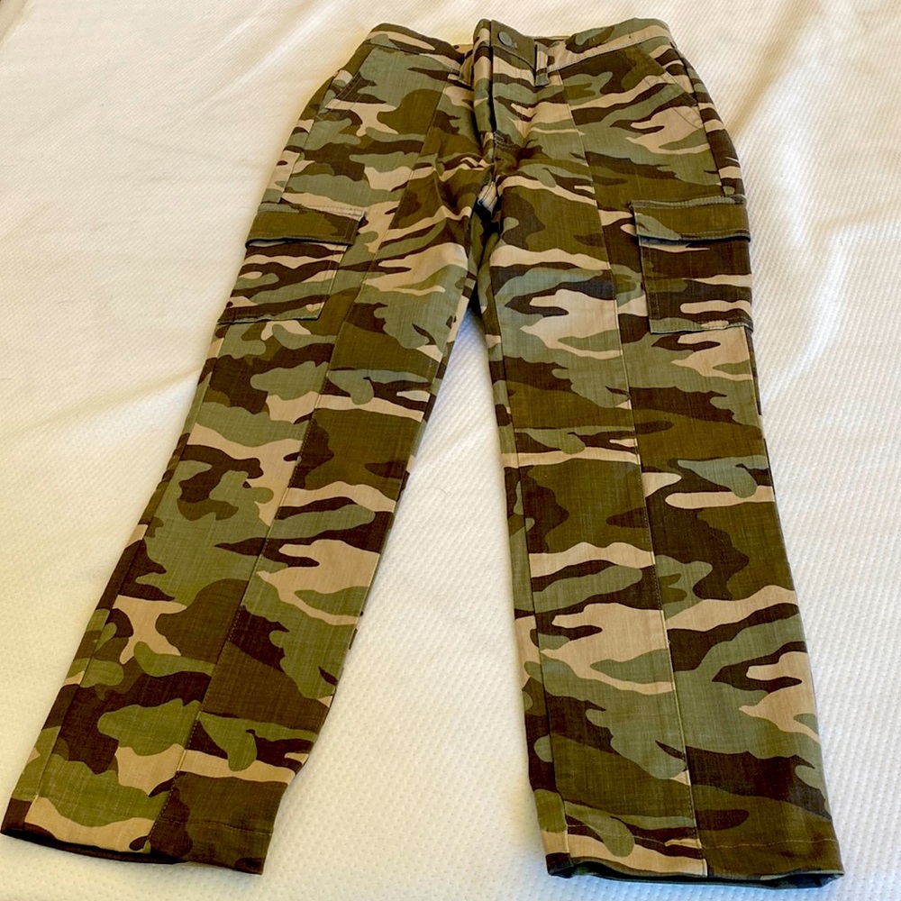J. crew camo cargo ankle length pants